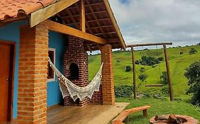 Chales Encantos De Minas